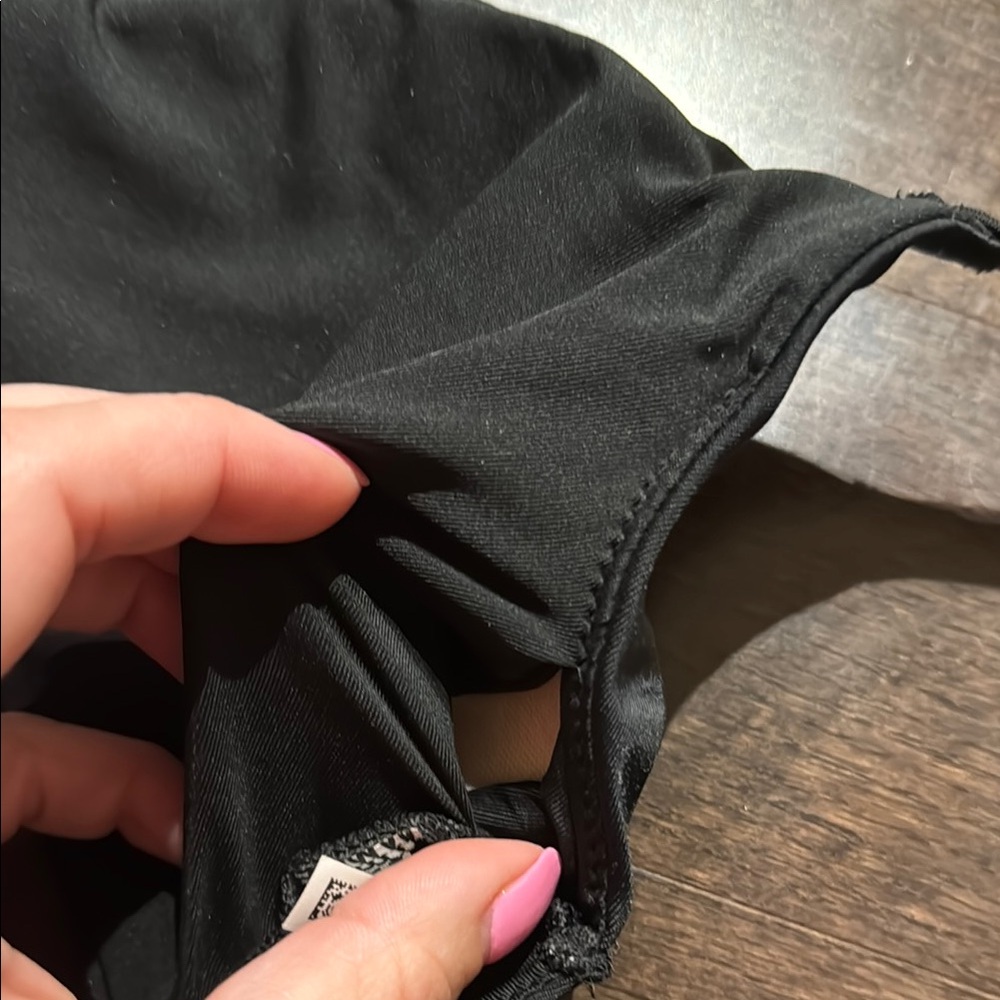 Black bikini top - Picture 4 of 6